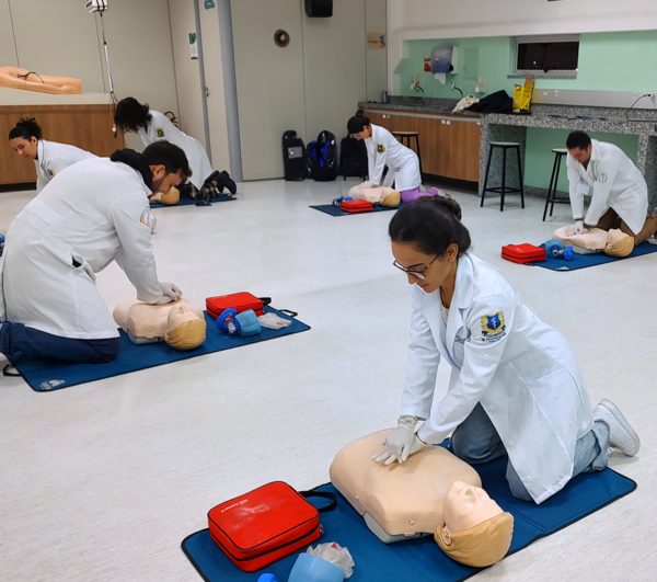 BLS – Suporte Básico de Vida / Parceria SESI - Imagem 2
